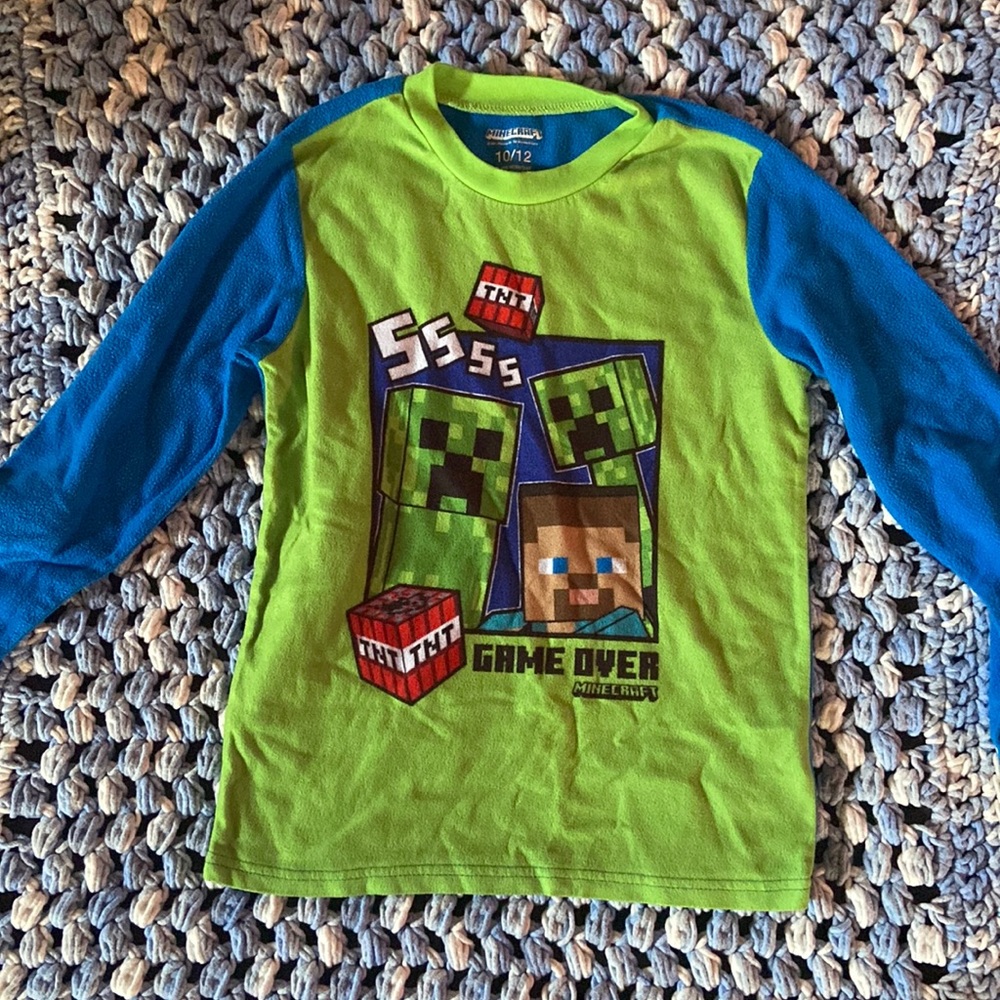 Kids Minecraft pajama set, long sleeve top and bottoms size 10/12